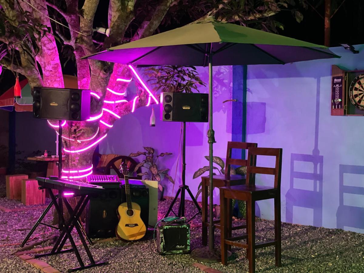 Blue Summer Suites & Restaurant Bingag Esterno foto
