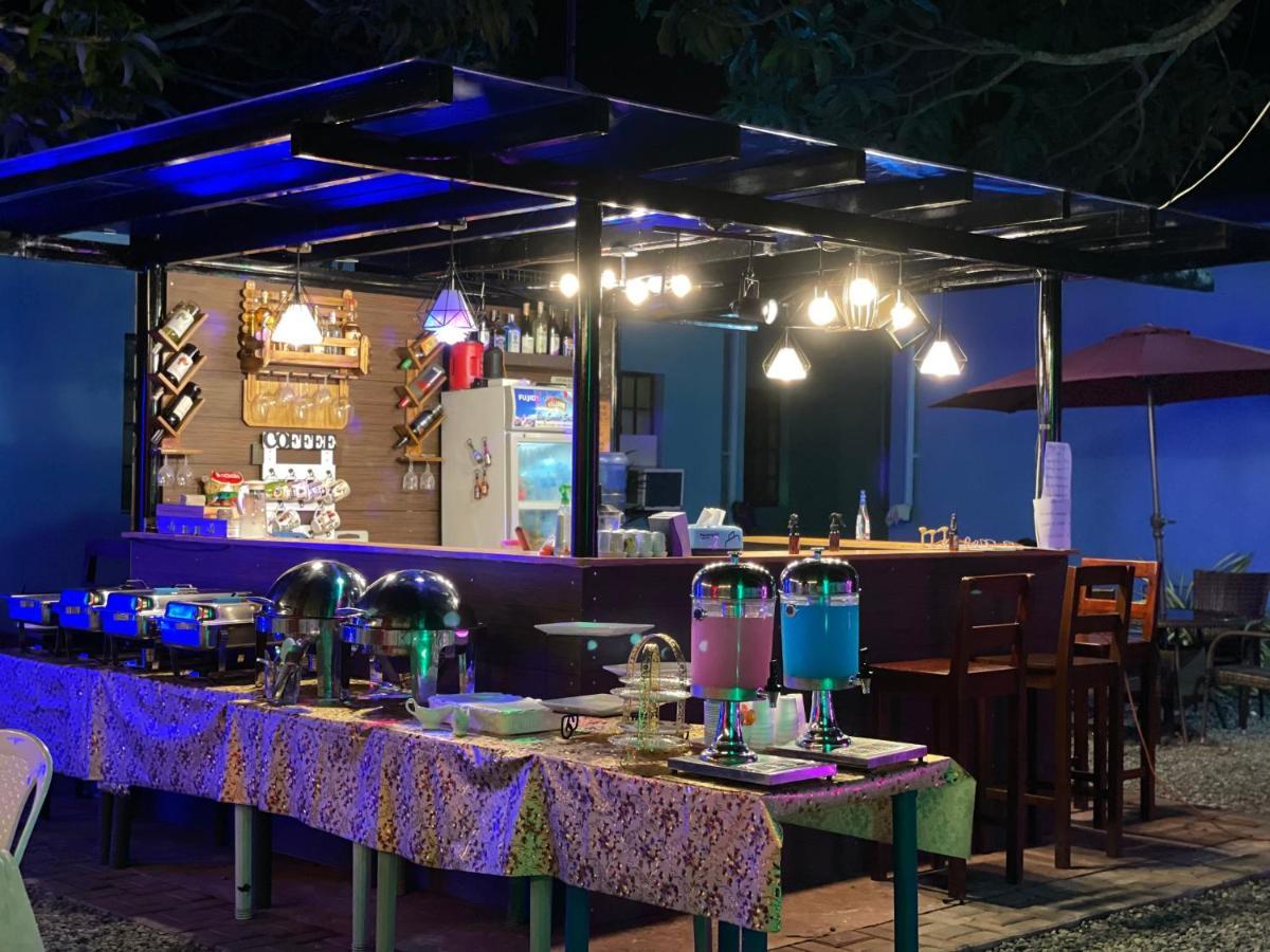 Blue Summer Suites & Restaurant Bingag Esterno foto